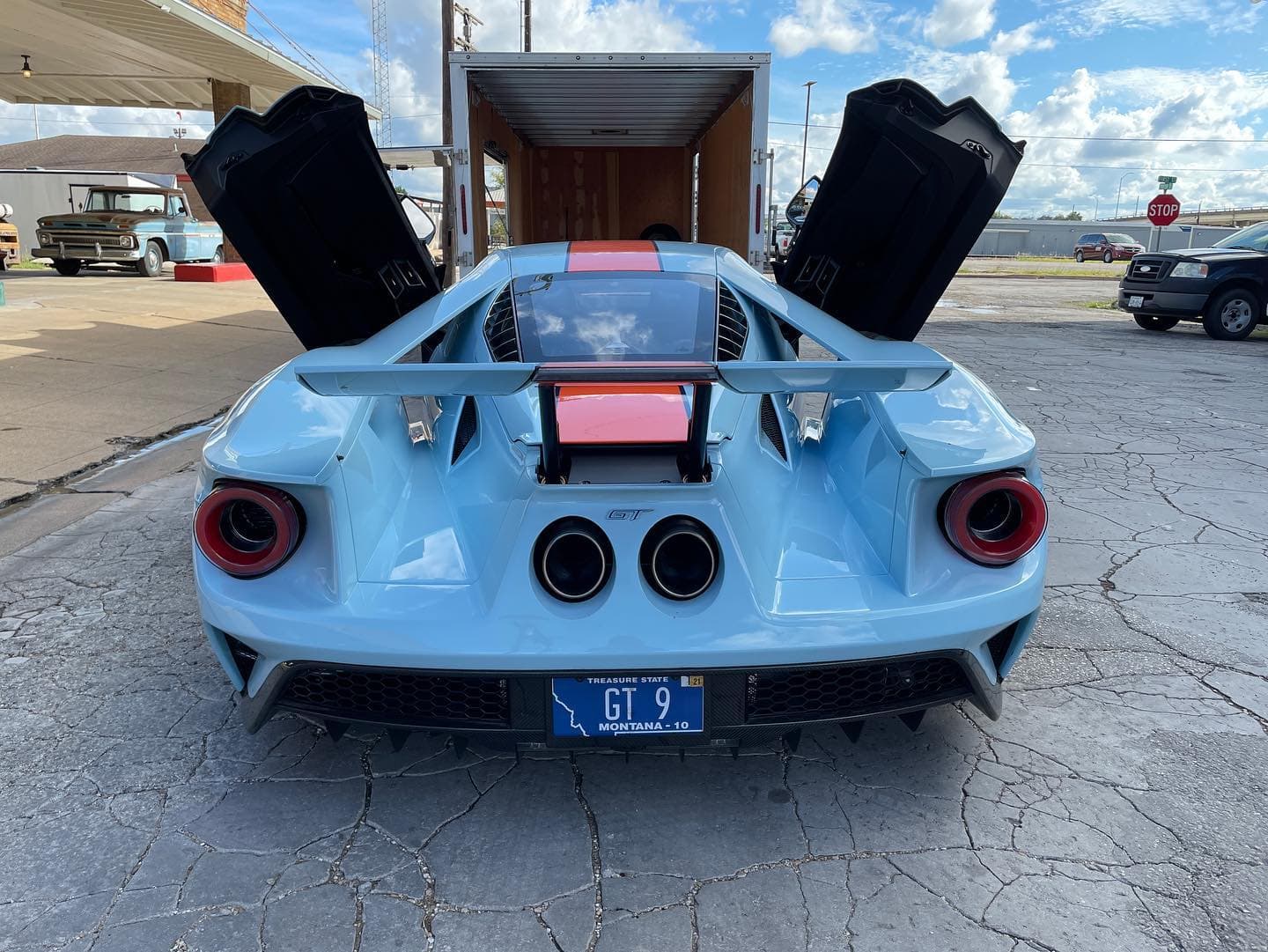 2019 Heritage Ford GT picked up for a new client headed to @jeffsresurrections in Taylor, TX for some carbon fiber repair. Jeff’s shop houses some of the rarest cars I’ve ever seen (some I’ve never even heard of). 
.
.
.
.
.
.
.

#nicksautotransport #dreamtransporter #enclosedtransport #carhauler #carsofinstagram #carswithoutlimits #supercar #supercarsofinstagram #toyhauler #atc #aluminumtrailer #ford #powerstroke #platinum #carporn #raceramps #gt #heritage #ecoboost
