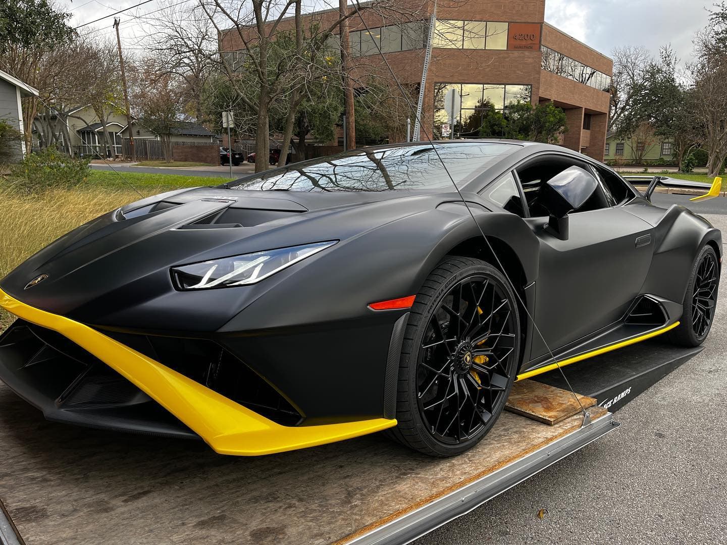2022 Lamborghini Huracan STO. The product of a Performante on a diet and steroids. Really digging the bumble bee theme on this one. Happy New Year to all of my clients and friends. Let’s make ‘22 even better!
.
.
.
.
.
.

#nicksautotransport #dreamtransporter #enclosedtransport #carhauler #carsofinstagram #carswithoutlimits #supercar #supercarsofinstagram #toyhauler #atc #aluminumtrailer #ford #powerstroke #platinum #carporn #raceramps #lamborghini #lambo #lambro  #huracan #sto #na #v10 #happynewyear
