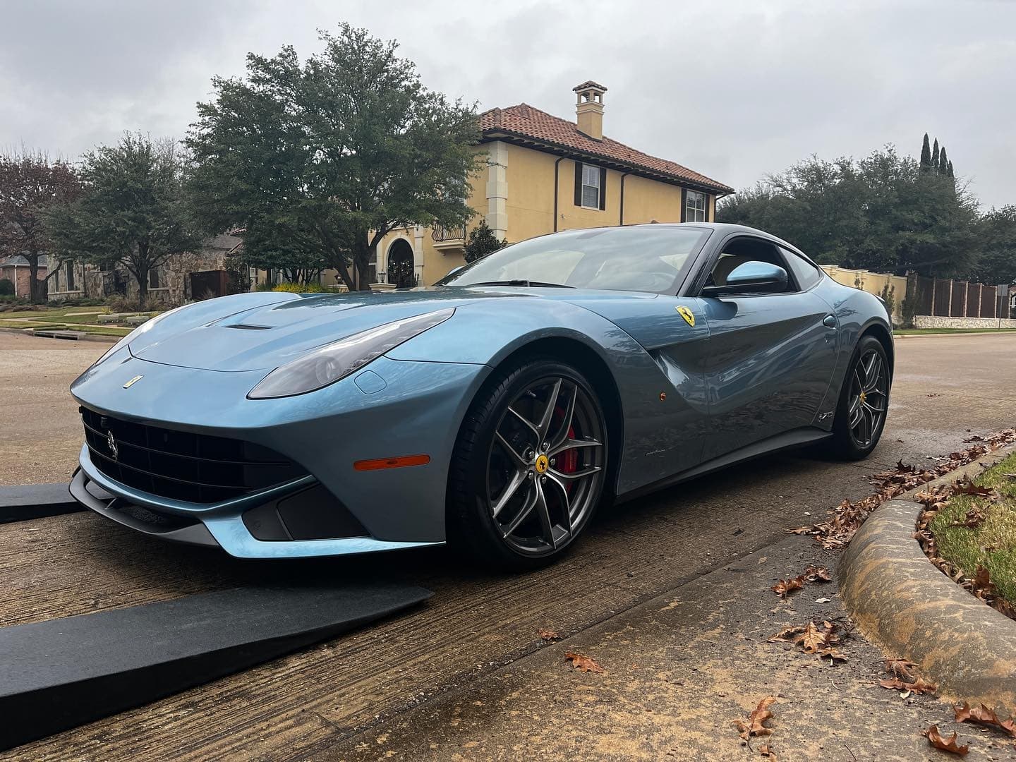 This 2017 Ferrari F12 Berlinetta was one of my favorites. Azzurro California over white interior looks so good. This naturally aspirated, front-mid mounted V12 is one of the best sounded engines of all time. With everything moving to hybrid or full electric, this car is now of a dying breed. 
.
.
.
.
.
.
.

#nicksautotransport #dreamtransporter #enclosedtransport #carhauler #carsofinstagram #carswithoutlimits #supercar #supercarsofinstagram #toyhauler #atc #aluminumtrailer #ford #powerstroke #platinum #carporn #raceramps #ferrari #f12 #f12berlinetta #v12 #naturallyaspirated #9000rpm