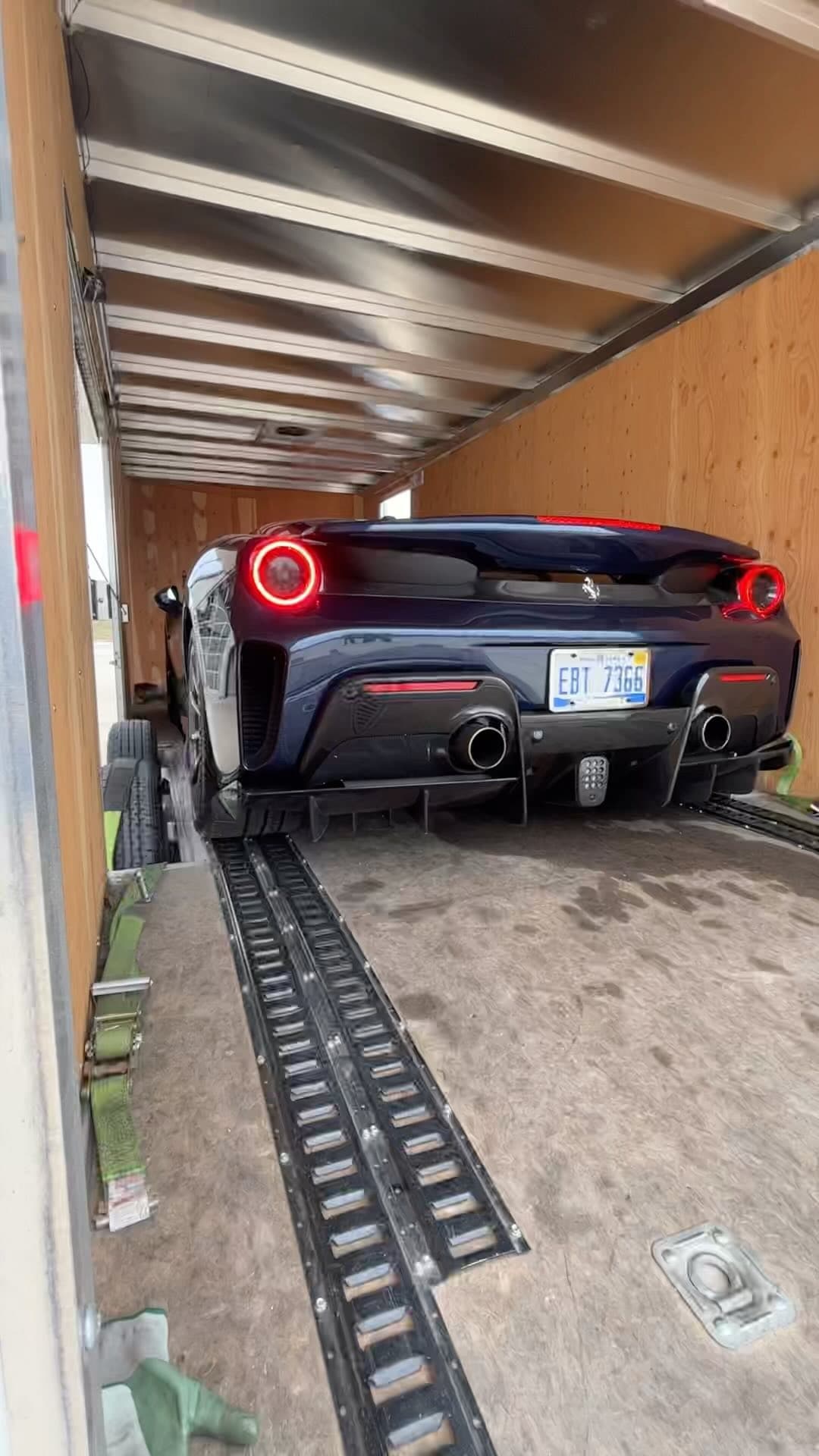 2020 Pista in Blu Swaters. Love these 710hp monsters.