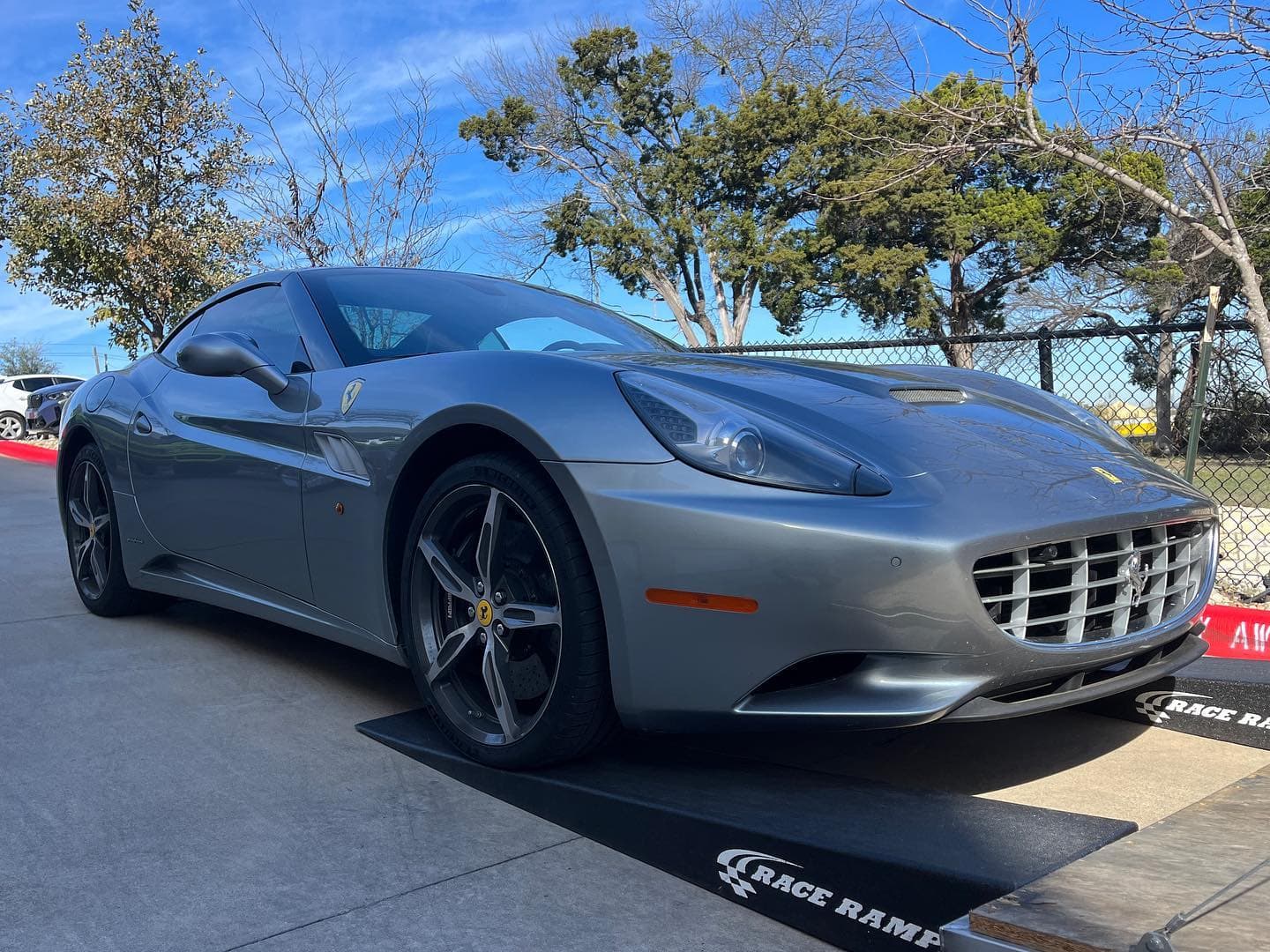 Ferrari California T in for service. Peep that Brabus 4x4 squared lurking 👀
.
.
.
.
.

#nicksautotransport #dreamtransporter #enclosedtransport #carhauler #carsofinstagram #carswithoutlimits #supercar #supercarsofinstagram #toyhauler #atc #aluminumtrailer #ford #powerstroke #platinum #carporn #raceramps #ferrari #californiaT #brabus