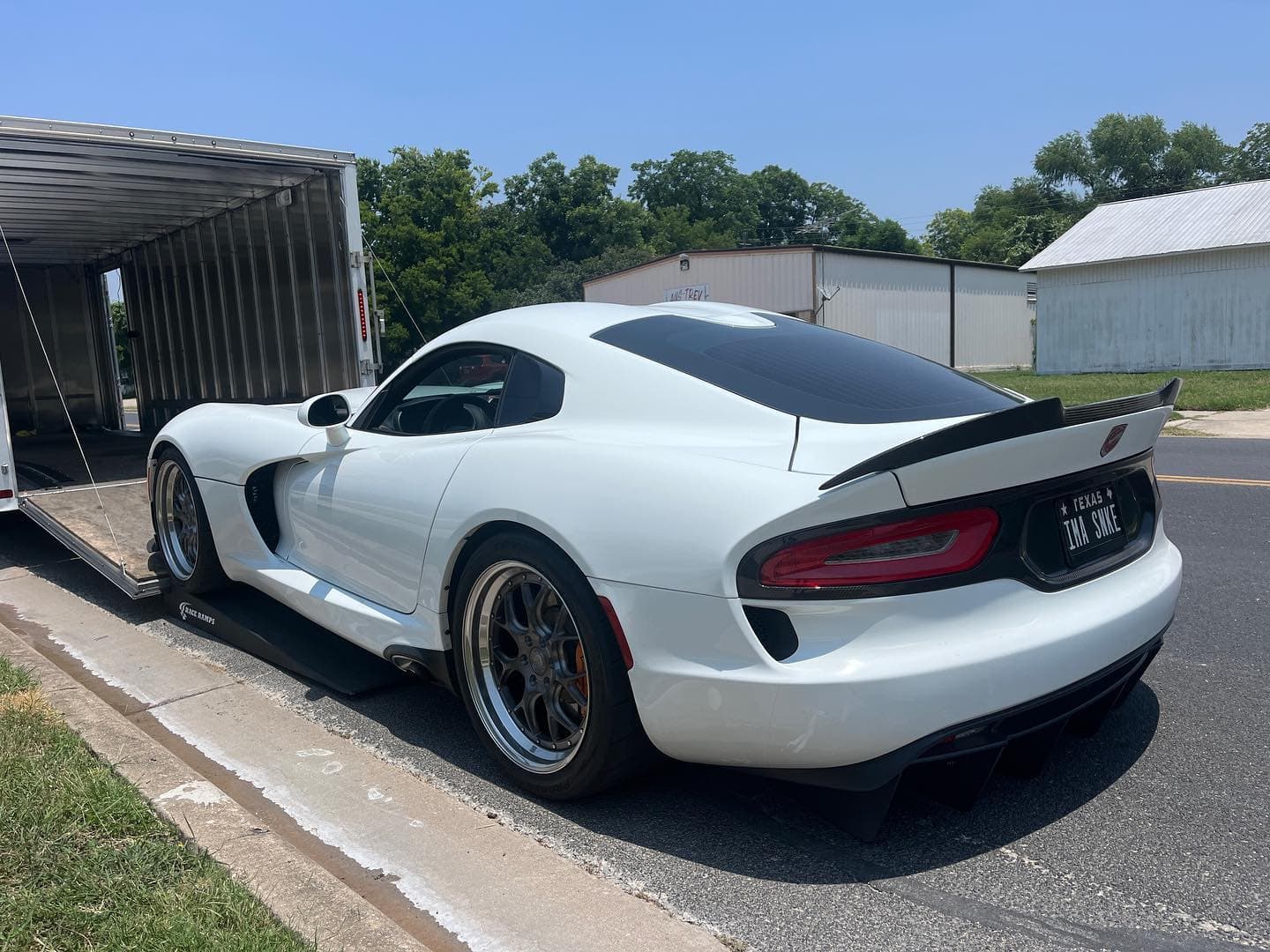 One badass snake. This 2017 Dodge Viper heading into @calvomotorsports from @chen_557 sounds like menacing. Check out Chen’s page to see it shoot flames! Thanks for your business bro. Always a pleasure. 
.
.
.
.
.
.

#nicksautotransport #dreamtransporter #enclosedtransport #carhauler #carsofinstagram #carswithoutlimits #supercar #supercarsofinstagram #toyhauler #atc #aluminumtrailer #ford #powerstroke #platinum #carporn #raceramps #dodge #vipe #v10 #calvomotorsports #chenspec