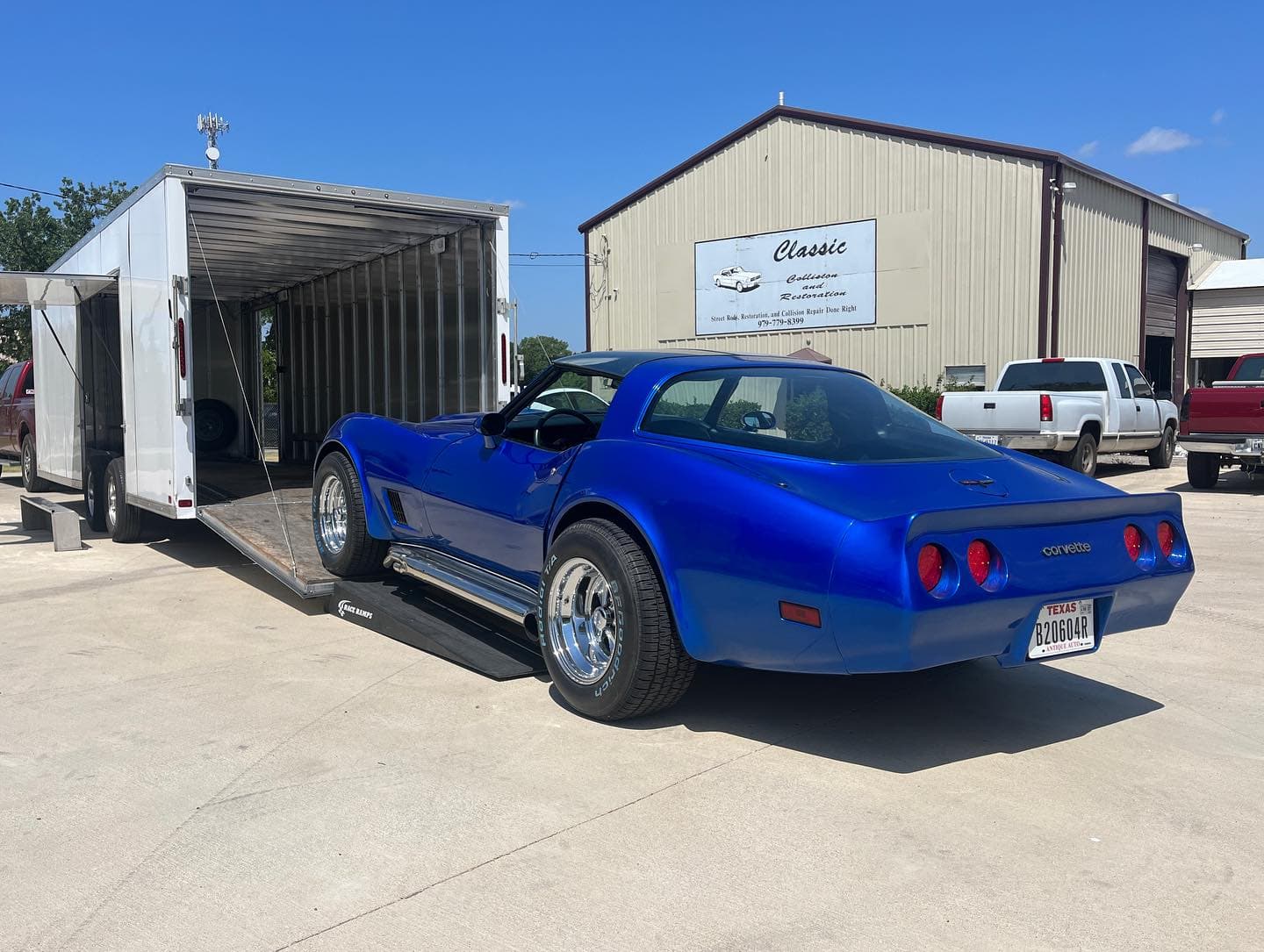 Really clean 81 Vette heading into Classic Collision for a little touch up! Look at that blue paint shine. So clean. 
.
.
.
.
.
.
.

#nicksautotransport #dreamtransporter #enclosedtransport #carhauler #carsofinstagram #carswithoutlimits #supercar #supercarsofinstagram #toyhauler #atc #aluminumtrailer #ford #powerstroke #platinum #carporn #raceramps #corvette #c3 #gm #chevy #chevrolet