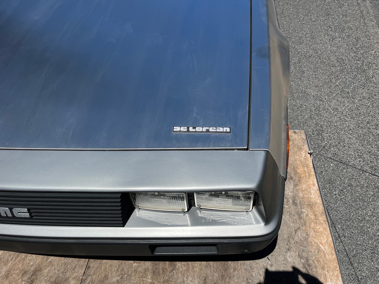 Going back to the future in this 1982 DMC DeLorean. Pretty sweet car from one of the weirdest eras in the automotive world. 
.
.
.
.
.
.

#nicksautotransport #dreamtransporter #enclosedtransport #carhauler #carsofinstagram #carswithoutlimits #supercar #supercarsofinstagram #toyhauler #atc #aluminumtrailer #ford #powerstroke #platinum #carporn #raceramps #dmc #delorean #backtothefuture