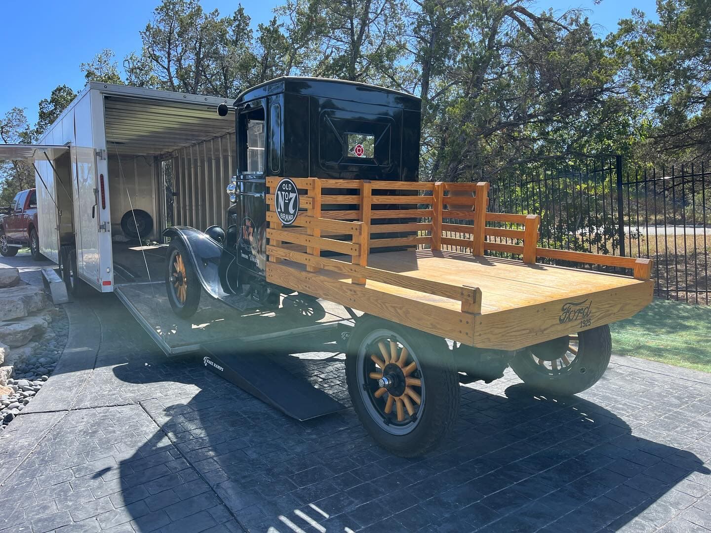 A super unique and rare one. This is a 1925 Ford Model TT whiskey truck. The restoration on this was nothing short of beautiful. Really cool opportunity. 
.
.
.
.
.
.
.

#nicksautotransport #dreamtransporter #enclosedtransport #carhauler #carsofinstagram #carswithoutlimits #supercar #supercarsofinstagram #toyhauler #atc #aluminumtrailer #ford #powerstroke #platinum #carporn #raceramps #modelTT #whiskeytruck #jackdaniels