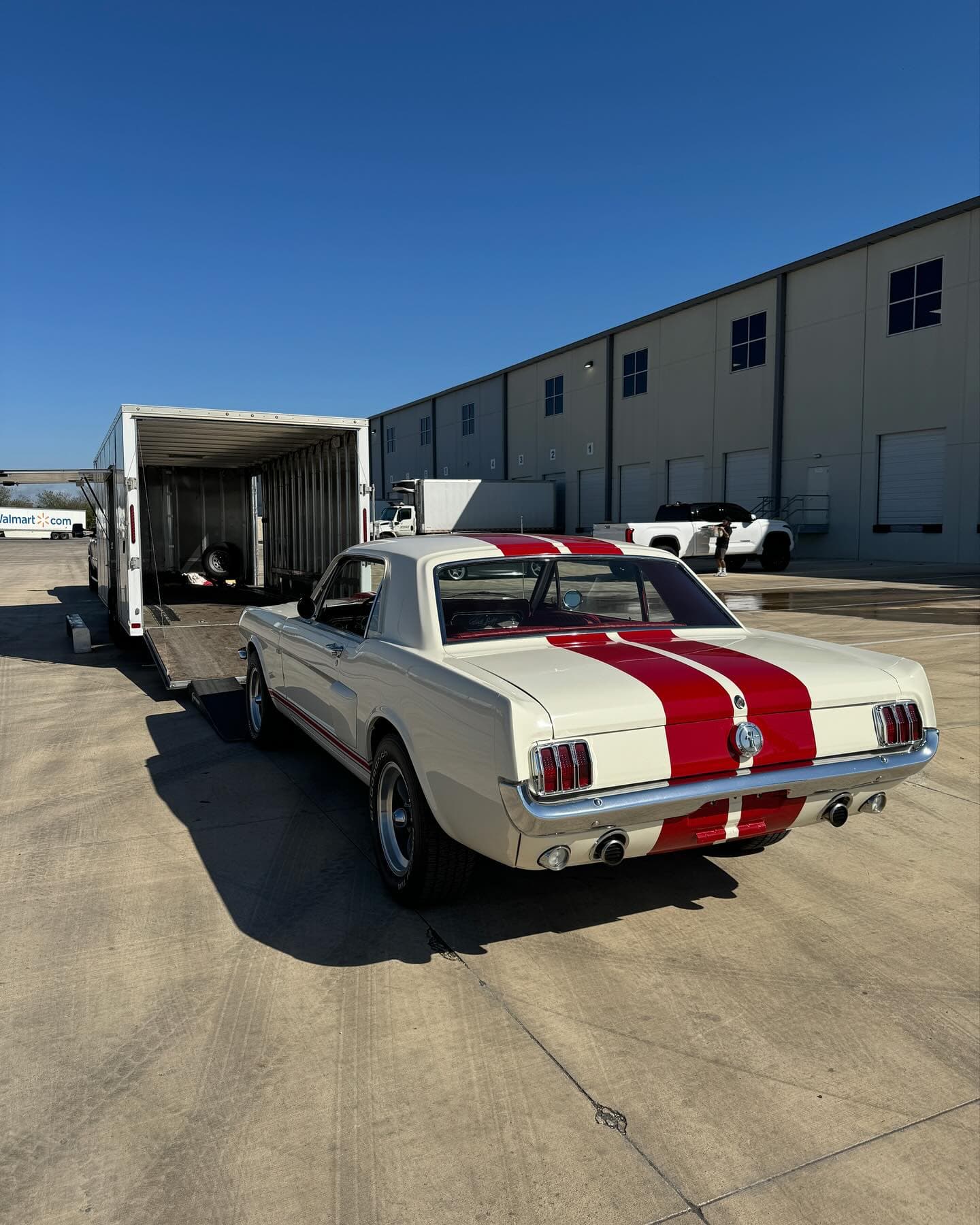 1966 Ford Mustang brought in for the guys at @gatewayclassiccars love working with them!
.
.
.
.
.
.

#nicksautotransport #dreamtransporter #enclosedtransport #carhauler #carsofinstagram #carswithoutlimits #supercar #supercarsofinstagram #toyhauler #atc #aluminumtrailer #ford #powerstroke #platinum #carporn #raceramps #mustang #classic