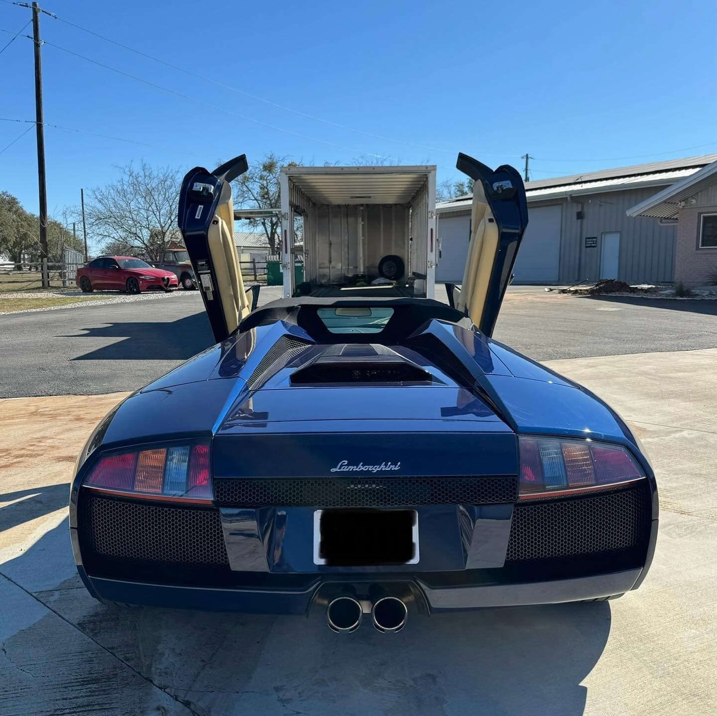 2006 Lamborghini Murcielago Roadster getting her yearly check up at the doctor’s office @exoticpowerperformance. Always a pleasure seeing what’s in that garage.