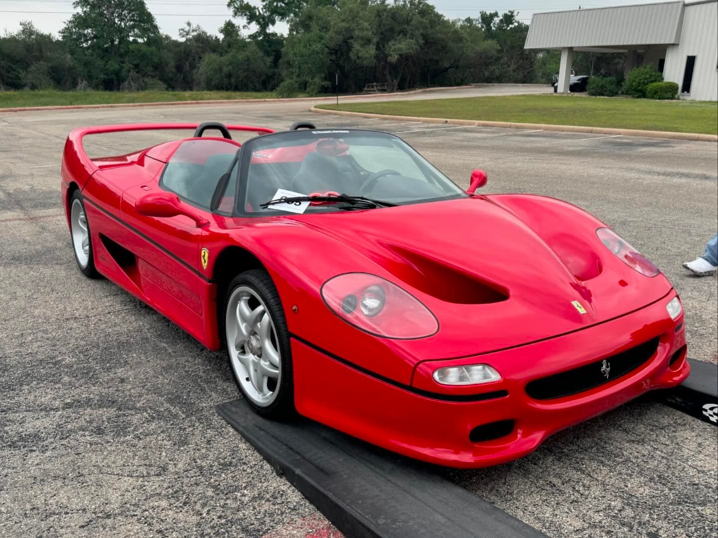 Back to back bangers. Even though I like the F40 more, who can say no to an F50? Had such an awesome bday at RADwood and then had the pleasure of bringing this bad beast home. Thanks to the crew at @teamcjworks for the opportunity! Looking forward to some more crazy cars to come. 
.
.
.
.
.
.
.
#nicksautotransport #dreamtransporter #enclosedtransport #carhauler #carsofinstagram #carswithoutlimits #supercar #supercarsofinstagram #toyhauler #atc #aluminumtrailer #ford #powerstroke #platinum #carporn #raceramps #radwood #birthday #ferrari #f50 #forzaferrari