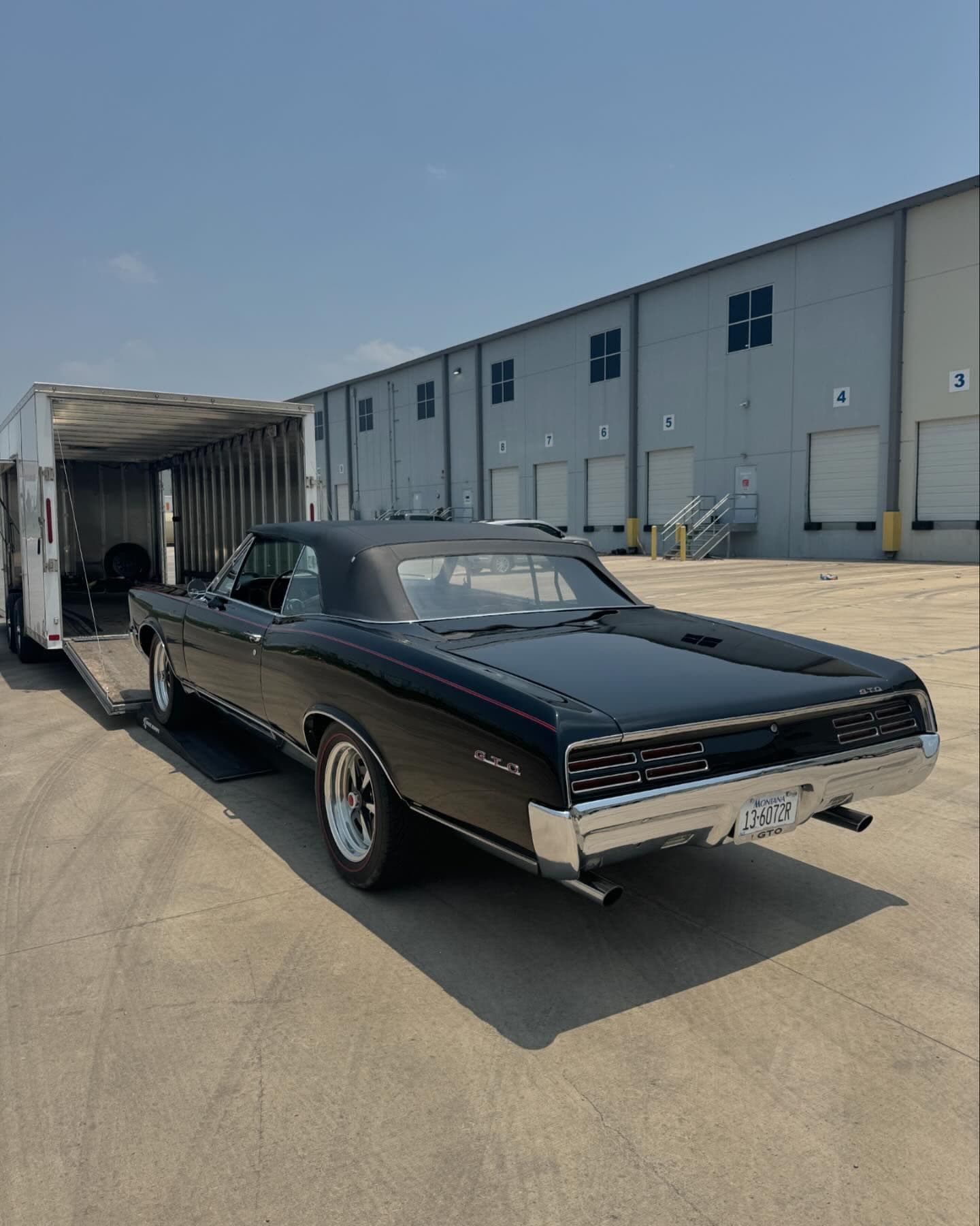One of the nicest GTOs I’ve ever seen. Drove like a modern day car too. What a head turner! Thanks to the guys at @gatewayclassiccars. I’ve been their dedicated transporter for over 4 years now. Amazing team over there. Go check out their showroom in New Braunfels right behind Buc-ees. 
.
.
.
.
.
.
.
#nicksautotransport #dreamtransporter #enclosedtransport #carhauler #carsofinstagram #carswithoutlimits #supercar #supercarsofinstagram #toyhauler #atc #aluminumtrailer #ford #powerstroke #platinum #carporn #raceramps #pontiac #gto #americanmuscle #classiccars