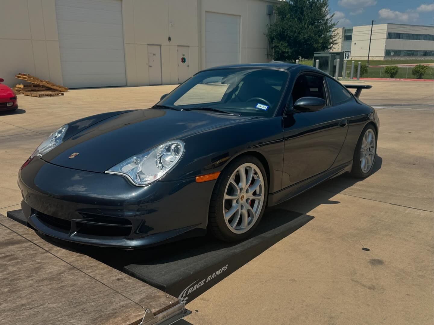 2004 Porsche 911 GT3 heading in on a consignment deal with none other than @alpha_one_motors. It’s crazy seeing how small these cars were compared to the behemoths that are the 992s of today. 
.
.
.
.
.
.
#nicksautotransport #dreamtransporter #enclosedtransport #carhauler #carsofinstagram #carswithoutlimits #supercar #supercarsofinstagram #toyhauler #atc #aluminumtrailer #ford #powerstroke #platinum #carporn #raceramps #porsche #911 #996 #gt3 #stuttgart